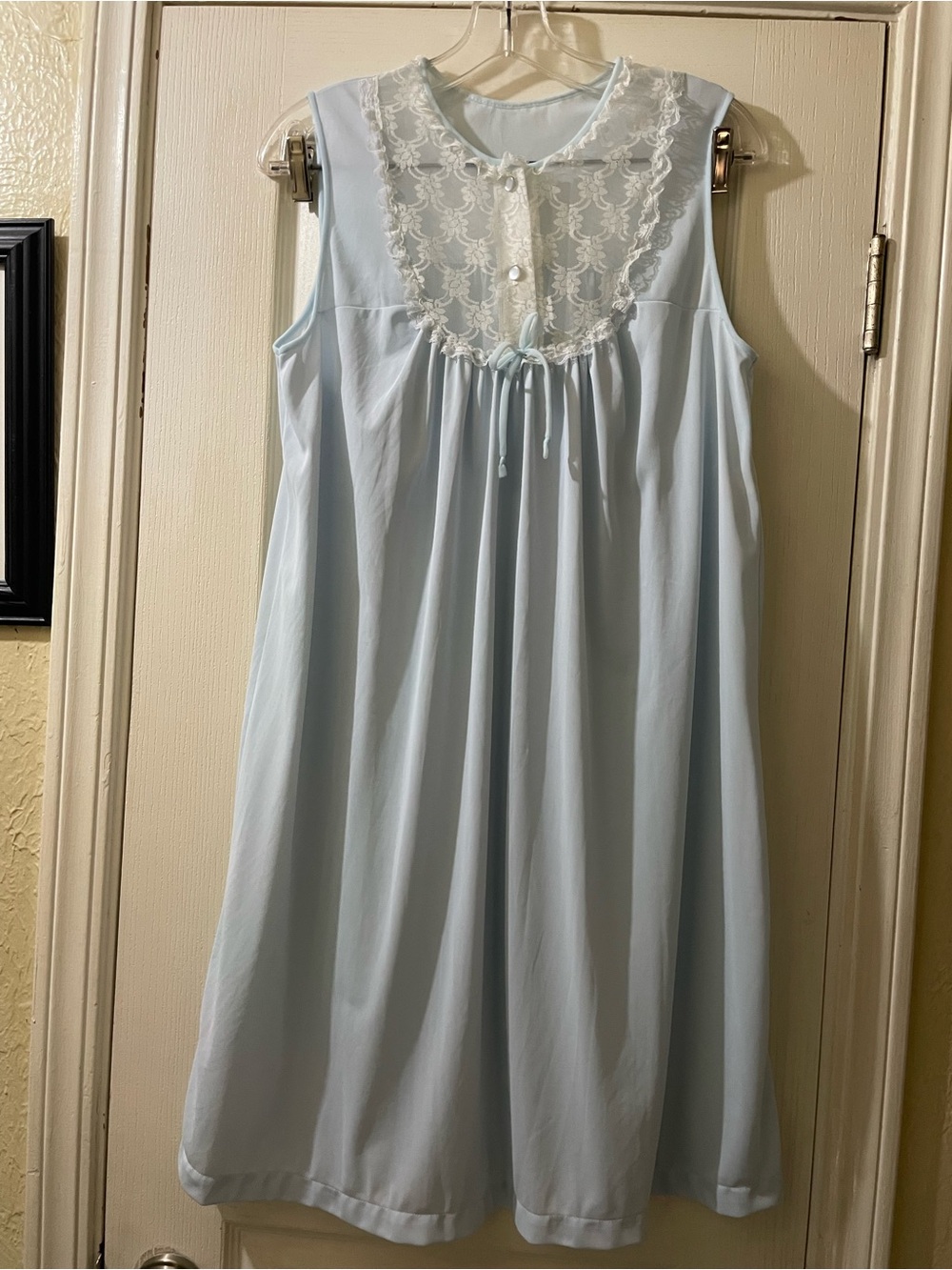 Lace Yoke Sleeveless Nightgown in Light Blue